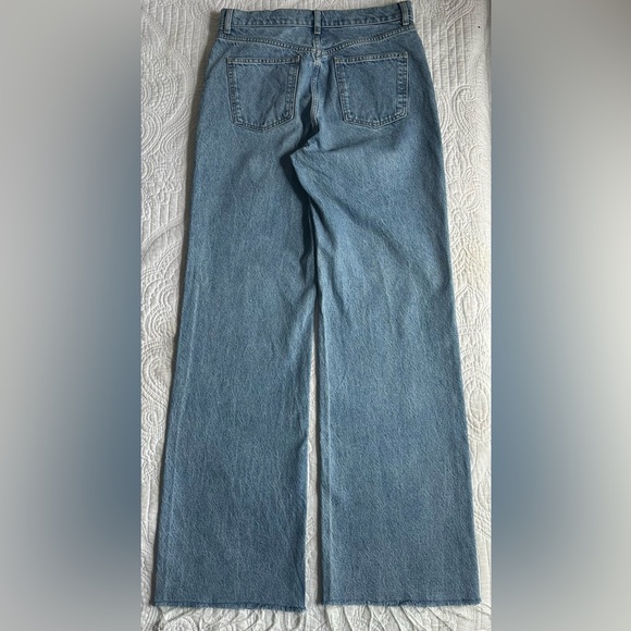 ZARA HIGH RISE WIDE LEG JEANS.Size 10. TALL. - Picture 4 of 14